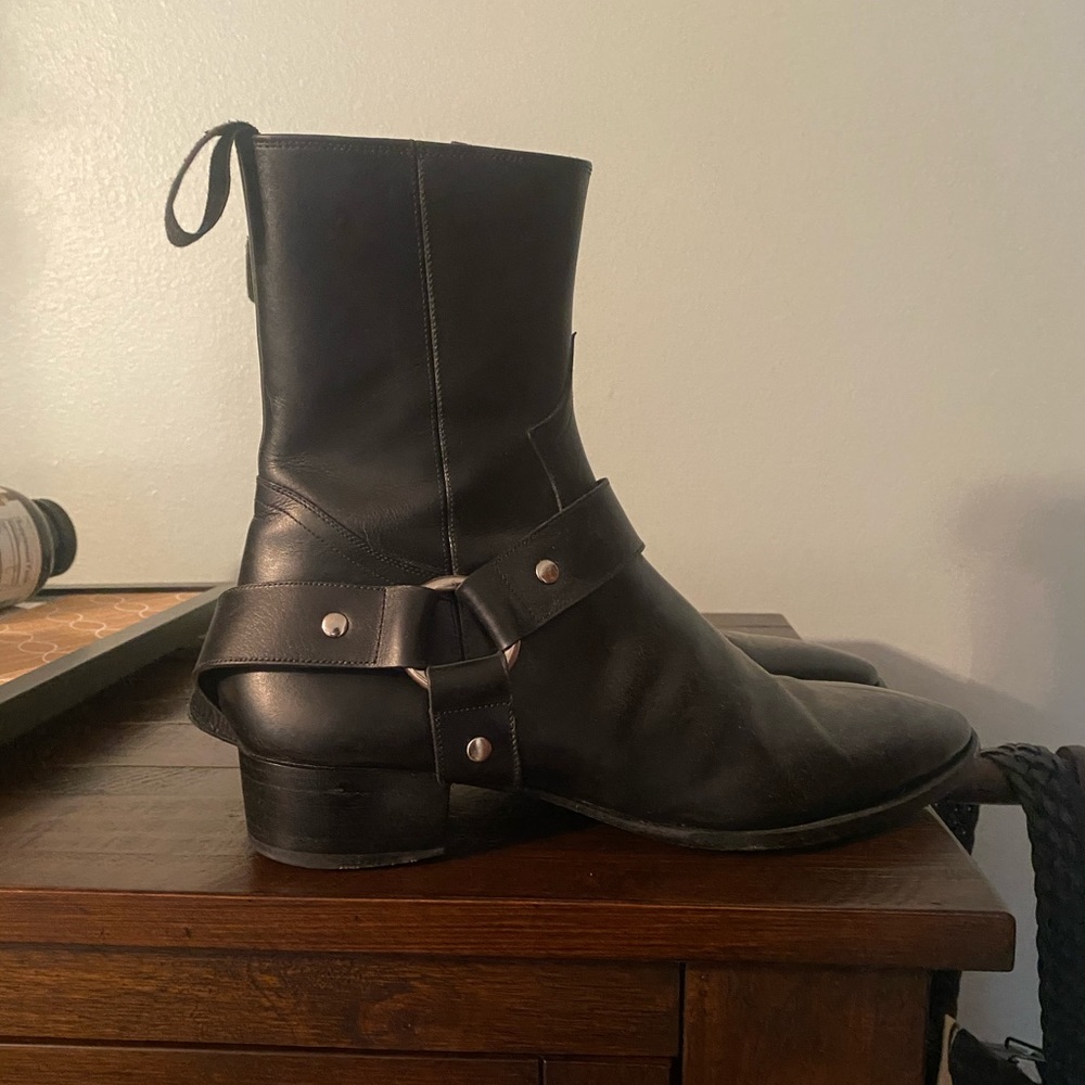 Story Et Fall Black Harness Leather Boots